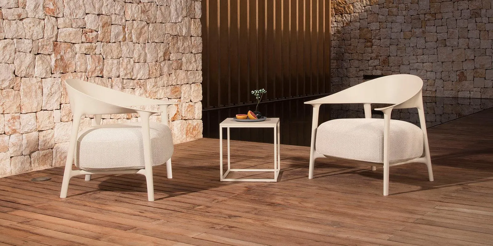 Africa lounge chair