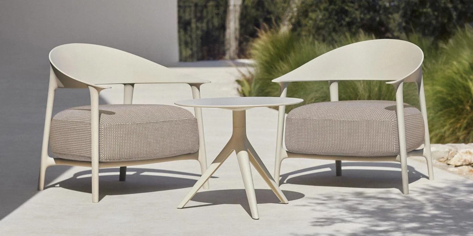 Africa lounge chair