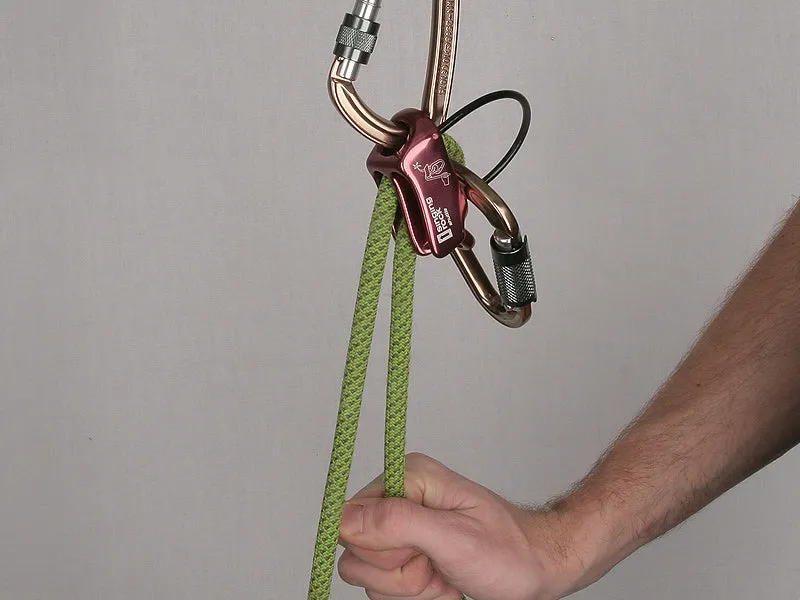 Singing Rock Shuttle Belay Device